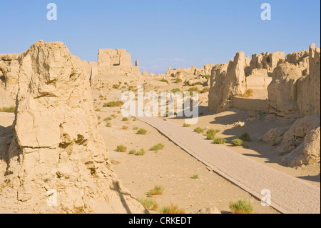 Una vista di una sezione della città antica di Jiaohe, situato a circa 10km a ovest della città di Turpan in Cina. Foto Stock