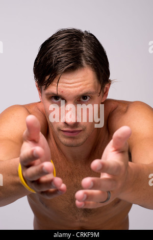 Nuotatore Eric Shanteau presso il Team USA Media Summit a Dallas, TX in anticipo delle Olimpiadi di Londra 2012. Foto Stock