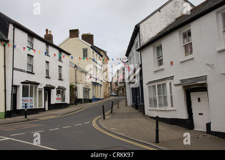 Principali negozi di high street grande Torrington Foto Stock