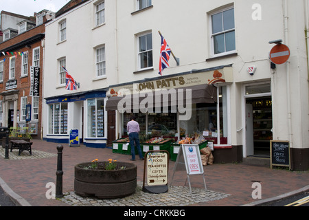 Main High street grande Torrington Devon Foto Stock