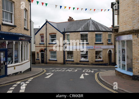 Main High street grande Torrington Devon Foto Stock