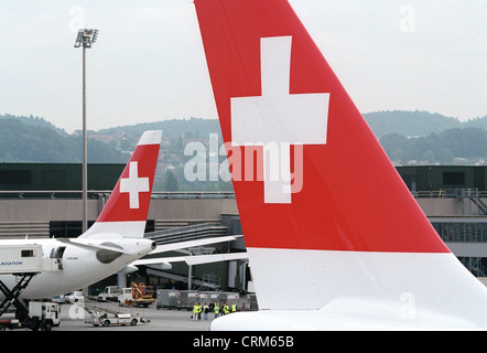 Logo della Swiss Air Lines aeromobile a Zurigo Foto Stock