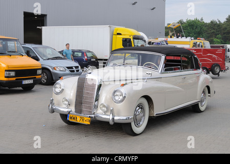 Vintage Cabriolet Mercedes Benz 300 C Foto Stock