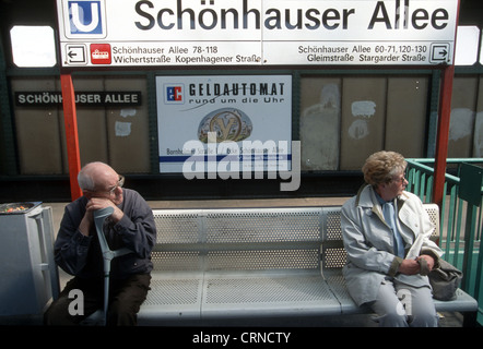 La stazione della metropolitana Schoenhauser Allee a Berlino Foto Stock