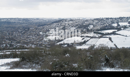 Neve invernale di bagno e nord-est Somerset presi da Solsbury Hill England Regno Unito Foto Stock