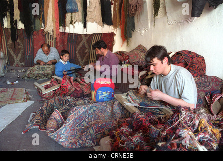 Tessitori di tappeti in Turchia Foto Stock