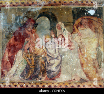 La presentazione di Gesù al tempio, dipinti ad affresco nella chiesa vecchia Foto Stock