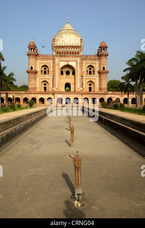 Vista frontale di Safdarjung la tomba di Delhi, India Foto Stock