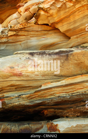 Weathered arenaria a Thompson's Bay, Ballito, Kwazulu Natal, Sud Africa Foto Stock