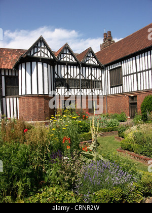 Il Gainsborough Old Hall, un unico maniero medievale tempio costruito da Sir Thomas Burgh nel XV secolo. Foto Stock