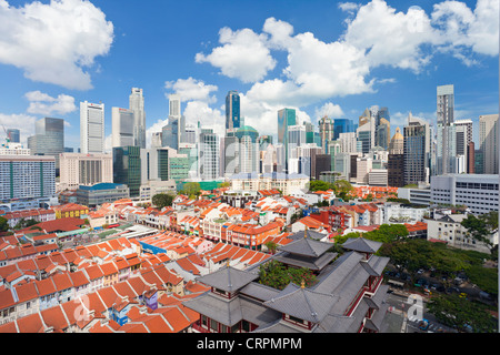 Vista in elevazione su case tradizionali in Chinatown, Singapore, Sud-est asiatico, in Asia Foto Stock