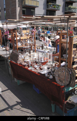 Stallo a Bermondsey Square mercatino di Antiquariato Londra Foto Stock