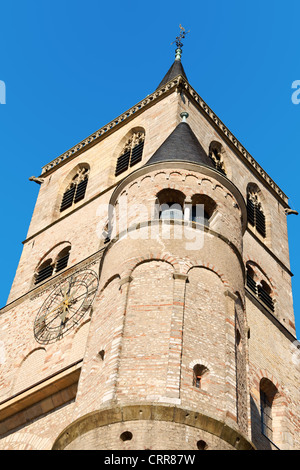 Trier Cattedrale o Duomo di San Pietro, la chiesa più antica in Germania Foto Stock