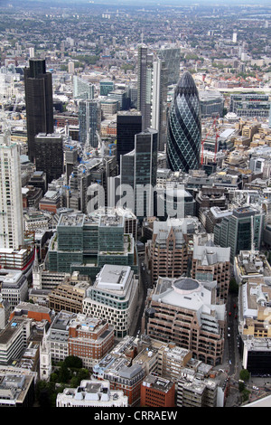 Vista aerea della città di Londra, con l'edificio Gherkin prominente Foto Stock