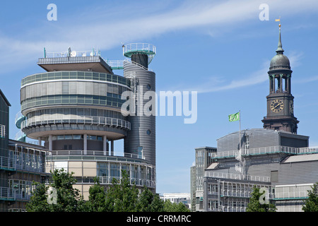 Gruner und Jahr edificio e torre di Michaelis chiesa (Michel), Amburgo, Germania Foto Stock