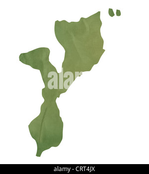 Vecchia carta verde mappa del Mozambico isolati su sfondo bianco Foto Stock
