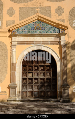 Italia, Basilicata, Sant'Arcangelo, monastero di Santa Maria di Orsoleo, porta Foto Stock