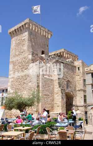 Vecchia porta della città, Carrer de Sant Roc, Mahón Menorca, isole Baleari, Spagna Foto Stock