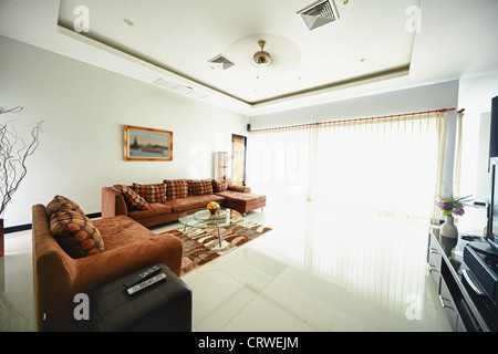 La luce interna del soggiorno moderno Foto Stock