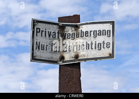 Segno di strada privata Foto Stock