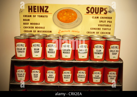 Una zuppa di Heinz caff display contatore nel pranzo ora NYC mostra presso la Biblioteca Pubblica di New York Foto Stock