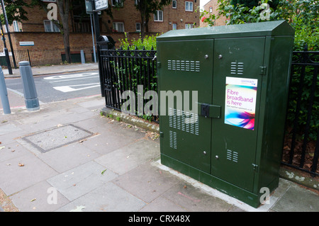 Un BT Openreach a banda larga in fibra street cabinet. Foto Stock