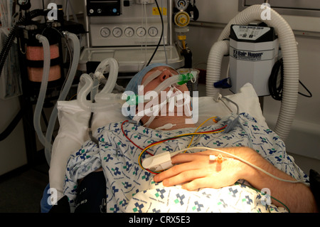 Un paziente sotto anestesia Foto Stock