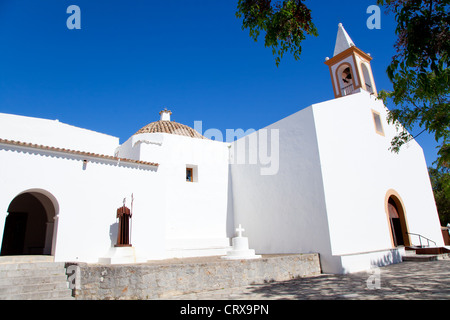 Ibiza white chiesa di Sant Joan de Labritja a isole baleari Foto Stock