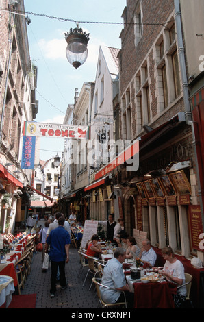 Ristorante di Bruxelles nelle corsie sulla Grand Place Foto Stock