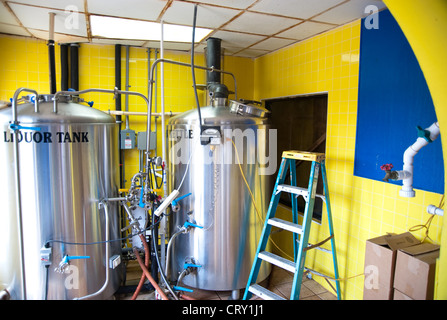 Una distilleria di rum a Grand Cayman Island Foto Stock