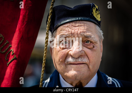Anziani veterano di guerra, Trieste, Friuli Venezia Giulia, Italia Foto Stock