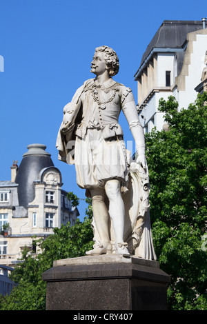 Un monumento al famoso pittore barocco Sir Anthony Van Dyck ad Anversa, in Belgio Foto Stock