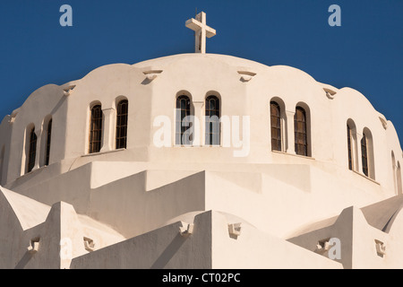 Cattedrale Ortodossa noto anche come Mitropolis, Fira, la capitale di Santorini, Grecia Foto Stock