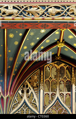 La tettoia e fan-vaulting del quindicesimo secolo Rood schermo da Jervaulx Abbey, Sant'Andrea Chiesa, Aysgarth, Inghilterra