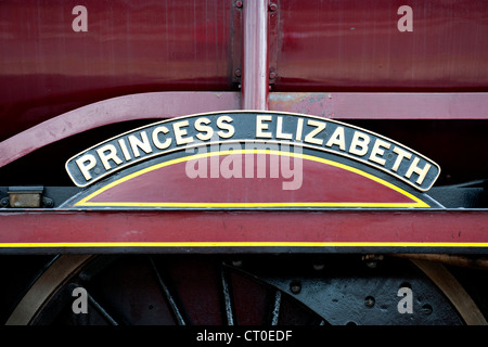 La targhetta "Princess Elizabeth' sulla Princess classe locomotiva a vapore 6201 Foto Stock