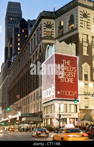 Il magazzino Macy's sulla 34th street a Manhattan, New York City, Stati Uniti d'America. Foto Stock