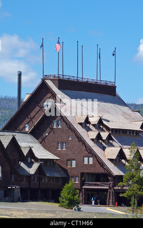 Old Faithful Historic District Yellowstone National Park Old Faithful inn Upper Geyser Basin yellowstone National Park wyoming usa stati uniti d'america Foto Stock