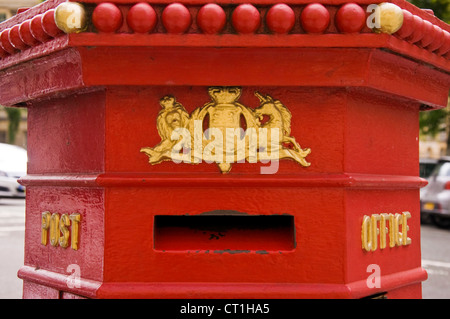 Close up di un Royal Mail casella postale Foto Stock