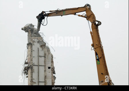 Ultimo resto di un magazzino demolito Foto Stock