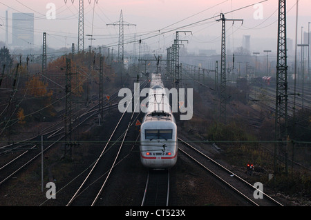 Powered Intercity Express (ghiaccio) Foto Stock