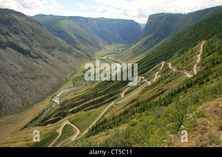 Fiume Chulyshman Canyon e Katu-Yaryk pass, Altai, Siberia, Russia Foto Stock