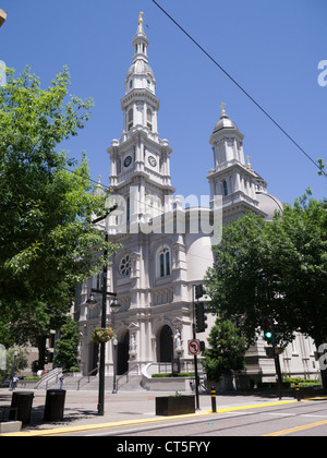 Cattedrale del Santissimo Sacramento in Sacramento,CA,una cattedrale della Chiesa cattolica romana negli Stati Uniti Foto Stock