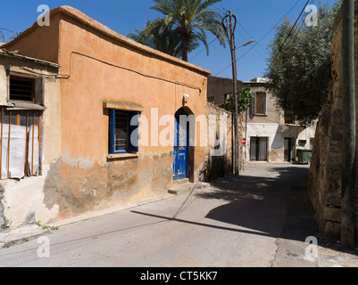 Dh Città Vecchia FAMAGUSTA CIPRO DEL NORD Old Town street house building Foto Stock