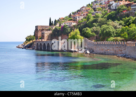 Il vecchio forte della città turca di Alanya Foto Stock