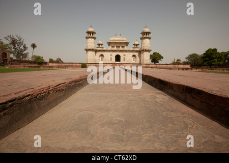 Itimad-Ud-Daulah del grandioso Mausoleo Foto Stock