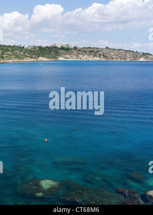 Dh Cape greco Parco Nazionale di Cape GREKO CIPRO fare snorkeling immersioni subacqueo il mare blu Konnos Bay Foto Stock