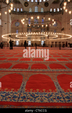 Interno della Moschea Suleymaniye terzo colle, Istanbul, Turchia Foto Stock