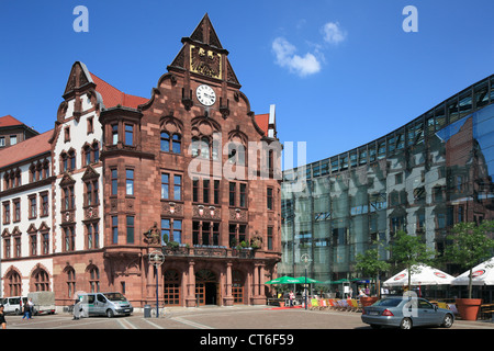 Friedensplatz a Dortmund, Ruhrgebiet, Renania settentrionale-Vestfalia, Altes Stadthaus und Berswordt-Halle Foto Stock