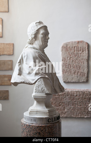 Busto di Papa Clemente XIV,marmo, da Christopher Hewetson Foto Stock