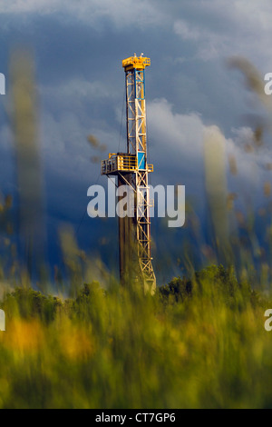 Un idro-fracking rig nel nord della Pennsylvania. Foto Stock